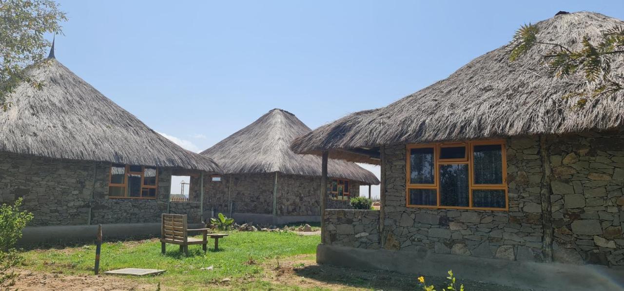 Le Tai Village Resort Near Solio Game Reserve Mweiga Exteriör bild