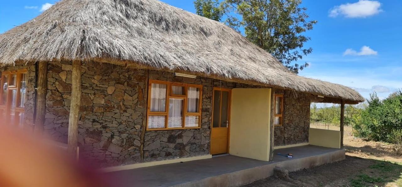 Le Tai Village Resort Near Solio Game Reserve Mweiga Exteriör bild