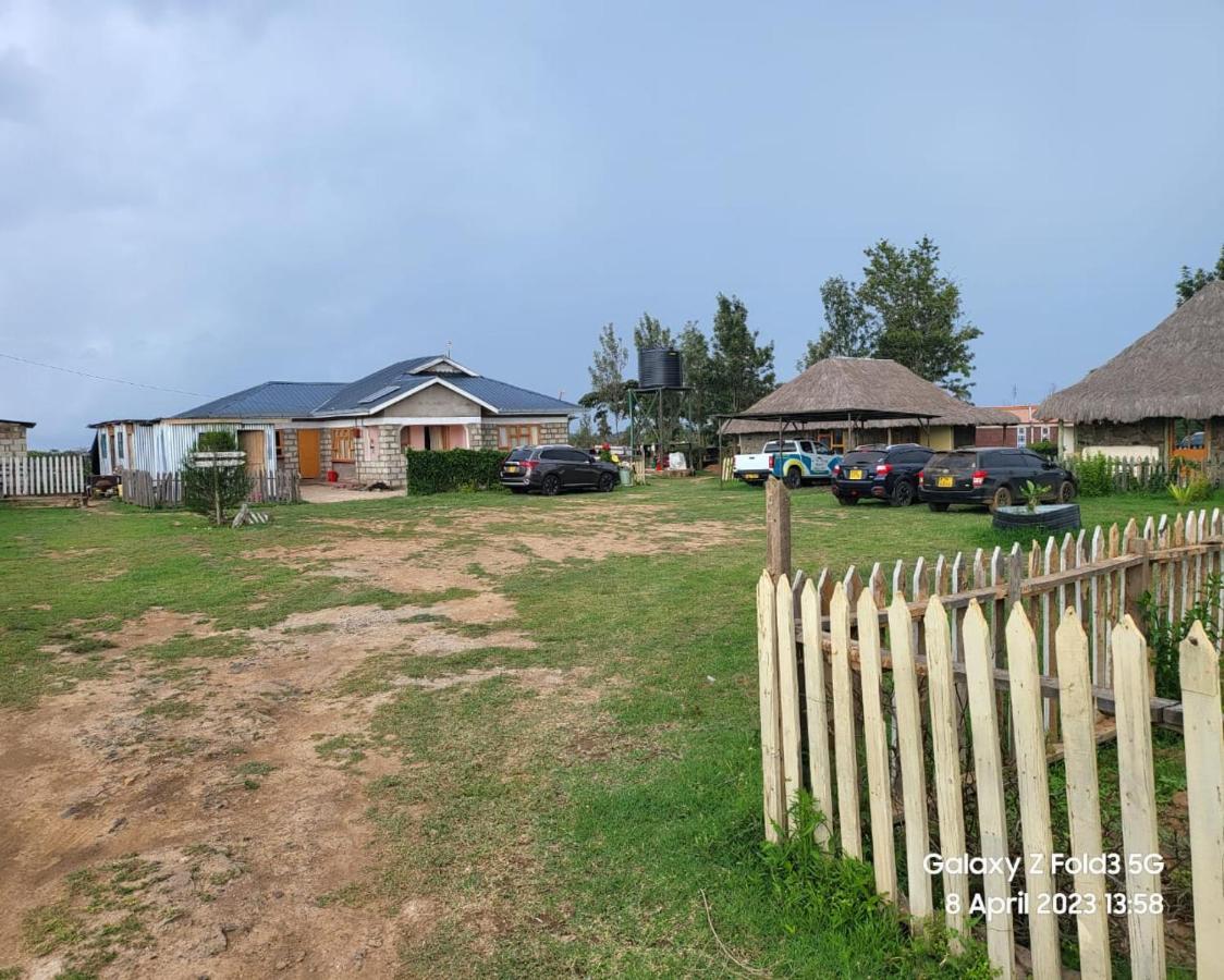 Le Tai Village Resort Near Solio Game Reserve Mweiga Exteriör bild