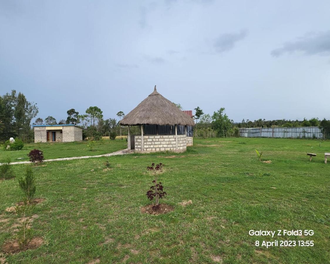 Le Tai Village Resort Near Solio Game Reserve Mweiga Exteriör bild