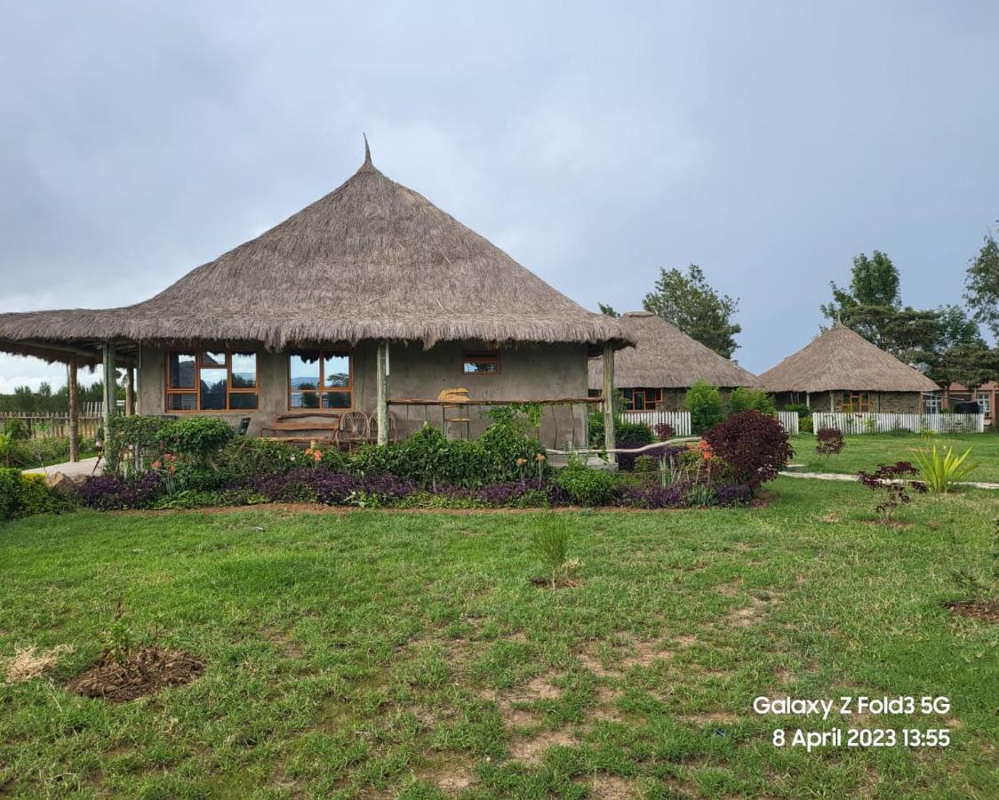 Le Tai Village Resort Near Solio Game Reserve Mweiga Exteriör bild
